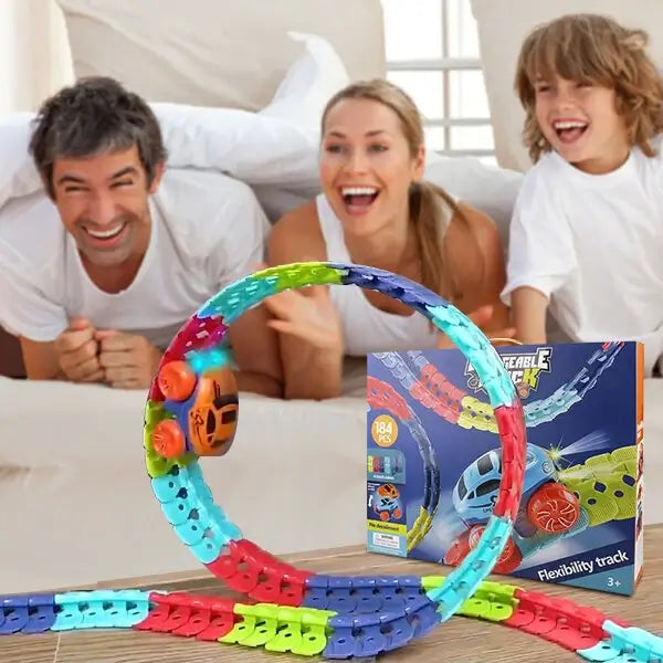 Nahaufnahme der flexiblen Rennbahnteile, fördert Kreativität und Motorik als spannendes Bauspielzeug.