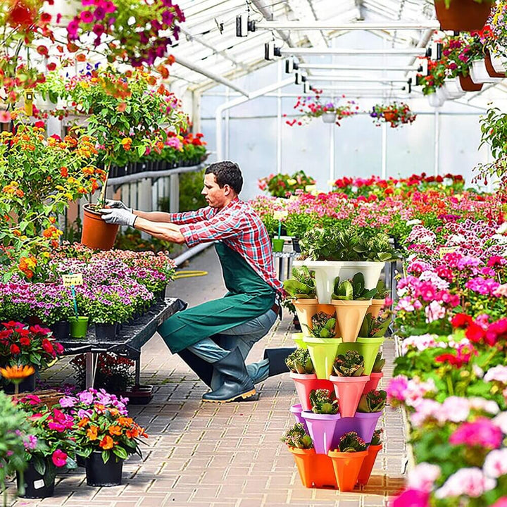 Vertikaler Erdbeer-Pflanztopf, stapelbar; ideal für frische Erdbeeren, Kräuter im kleinen Garten.