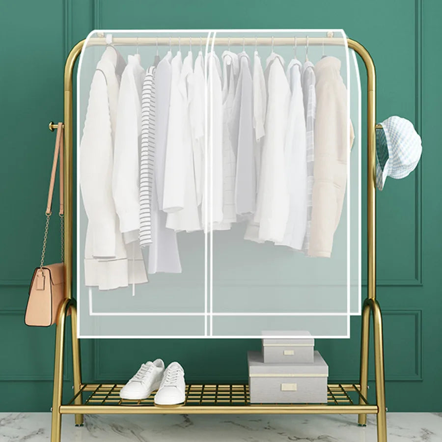 Saubere, organisierte Garderobe: Transparente Kleiderschutzhülle schützt Kleider, Anzüge & Mäntel vor Staub & Feuchtigkeit.