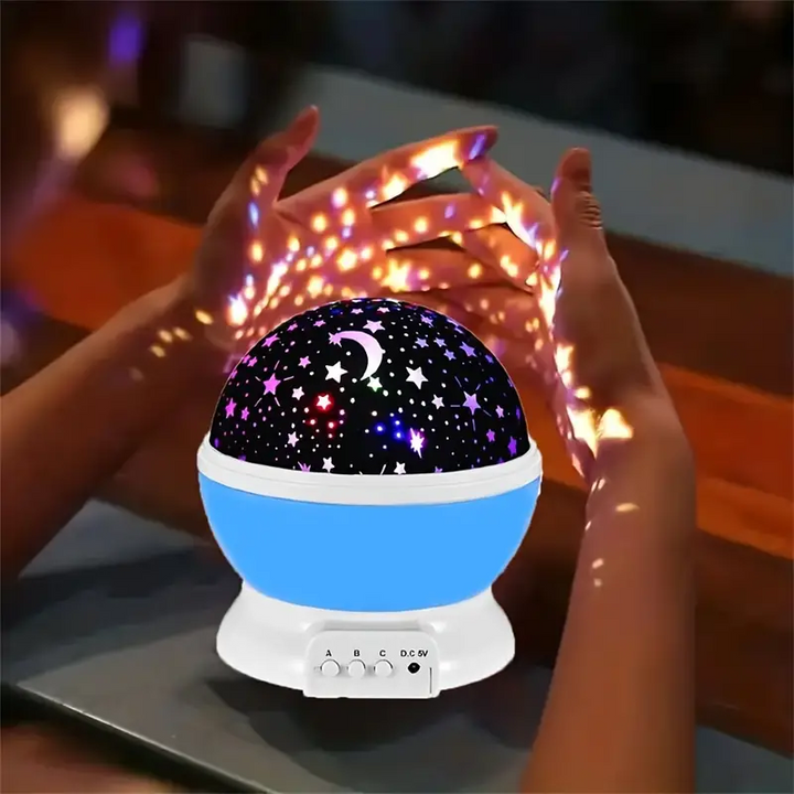 Wiederaufladbarer LED-Sternenprojektor als Babylicht & Nachtlicht, perfekte Zimmerdeko für Kinderzimmer.