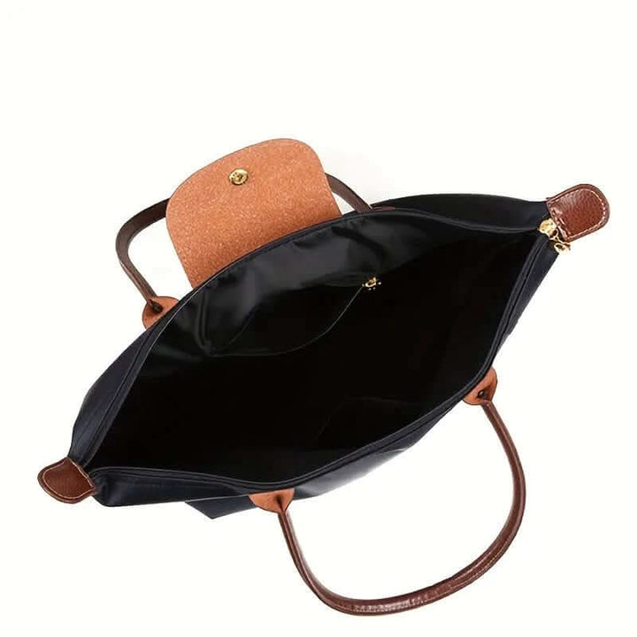 Nahaufnahme der eleganten Damen Vervetasche, hochwertige Alltagstasche und Handtasche.