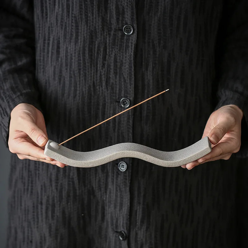 Moderne Keramik Räucherstäbchenhalter Geschenkidee für Entspannung, Zen & harmonische Innenräume.
