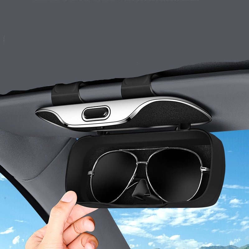 Elegantes Sonnenbrillenetui für das Auto, praktischer Brillenhalter zur Organisation des Fahrzeuginterieurs.