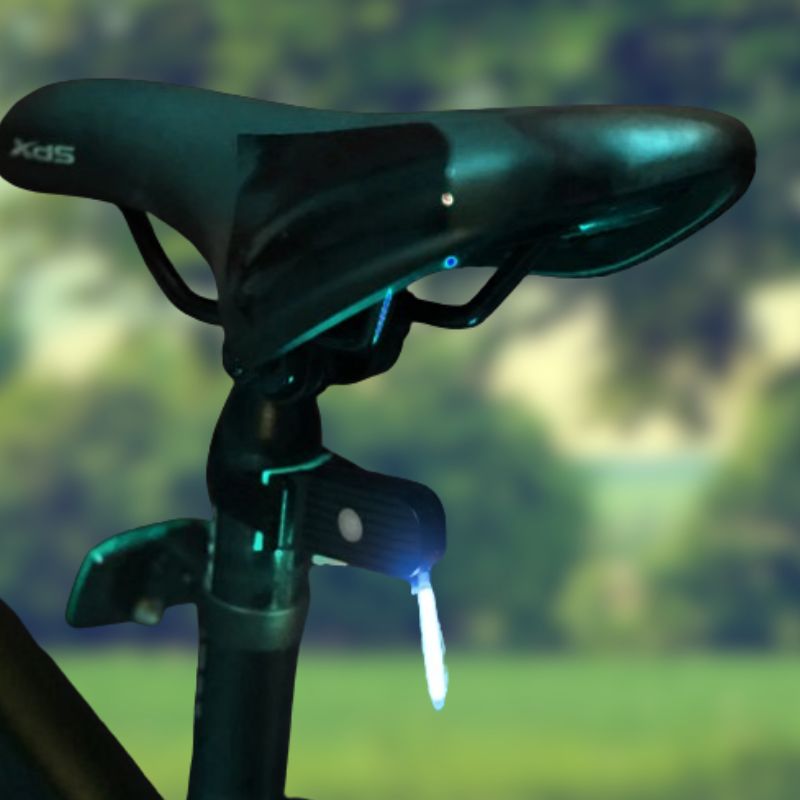 Einfach montierbares LED Rücklicht für Fahrräder, bietet maximale Sicherheit auf Radwegen & Straßen.