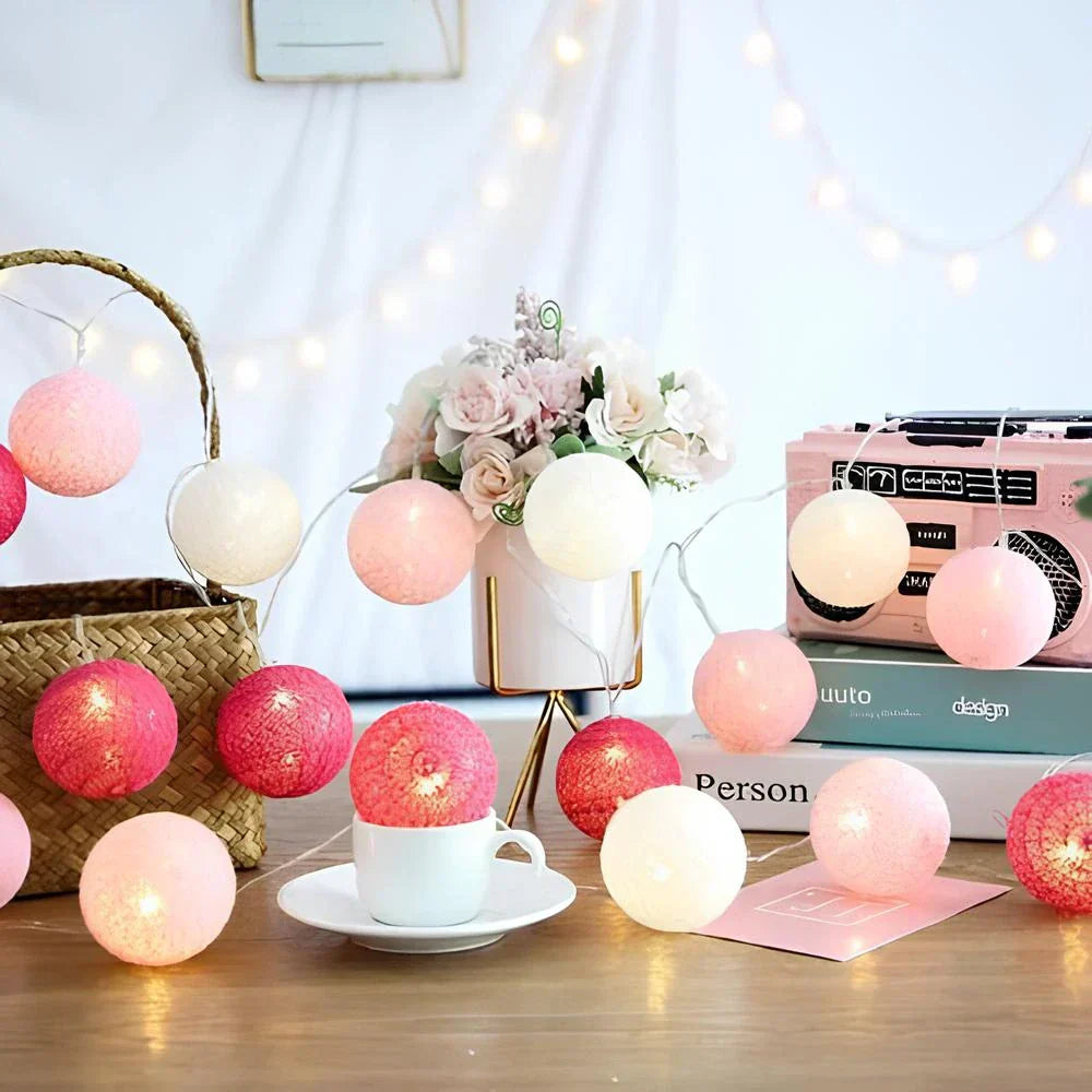 Hängende Baumwoll-Ballon Lichterkette, stilvolle Innenbeleuchtung.