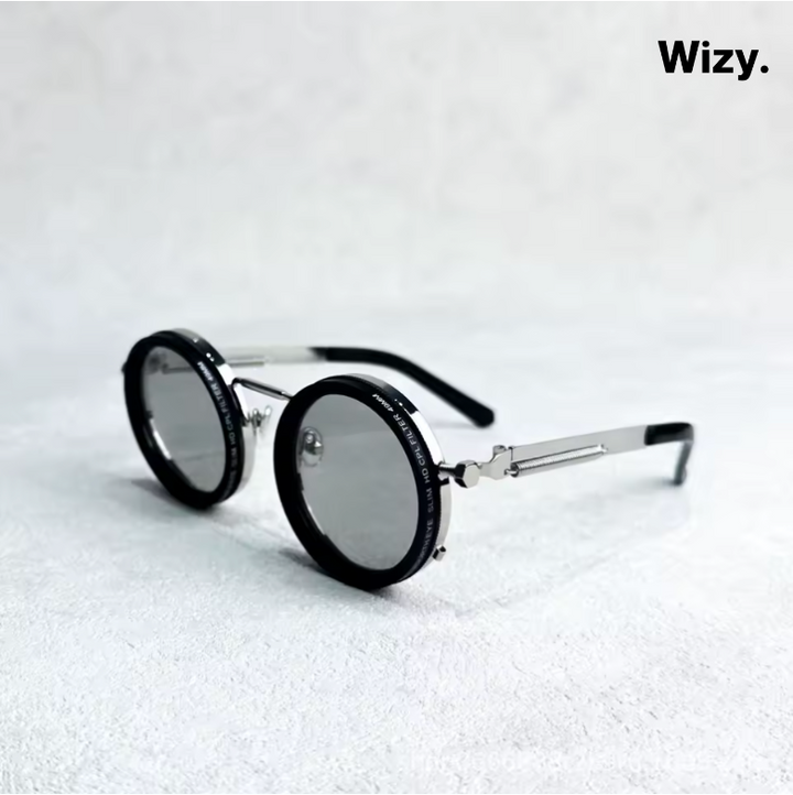 Retro-Sonnenbrille unisex in Silber, stilvoller UV400 Augenschutz für sonnige Tage und Fashion-Fans.