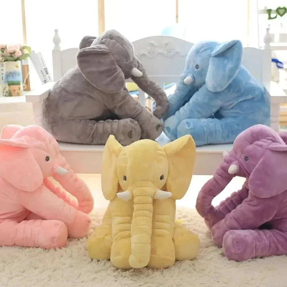Komfortables Elefant Dekokissen, superweich. Vielseitiges Plüschtier & Kinderspielzeug als Geschenkidee.