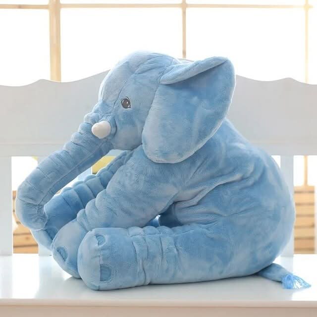 Extra weiches Elefant Kuschelkissen, komfortables Plüschtier für Kinder zum Schlafen und Spielen.