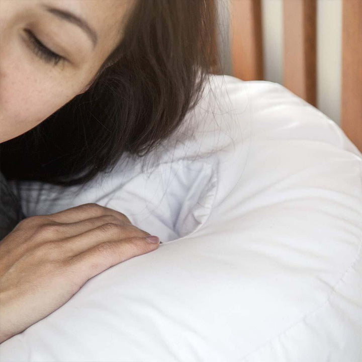 Unisex Gesundheitskissen für Seitenschläfer, für schmerzfreien Schlaf und allgemeines Wohlbefinden.