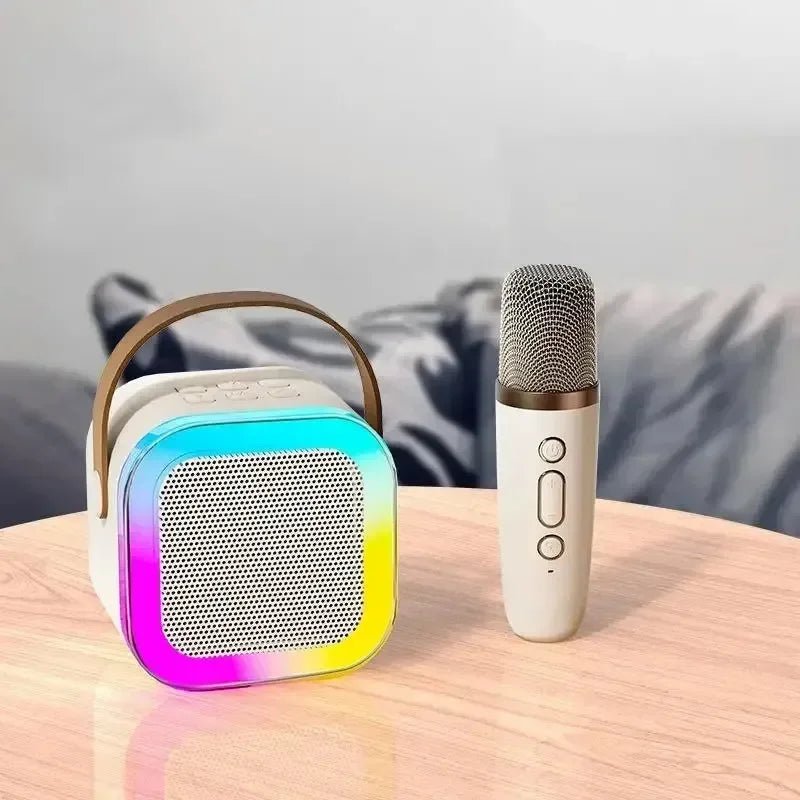 Vielseitige tragbare Karaoke-Anlage mit Bluetooth-Konnektivität & leistungsstarkem Audio für Events.