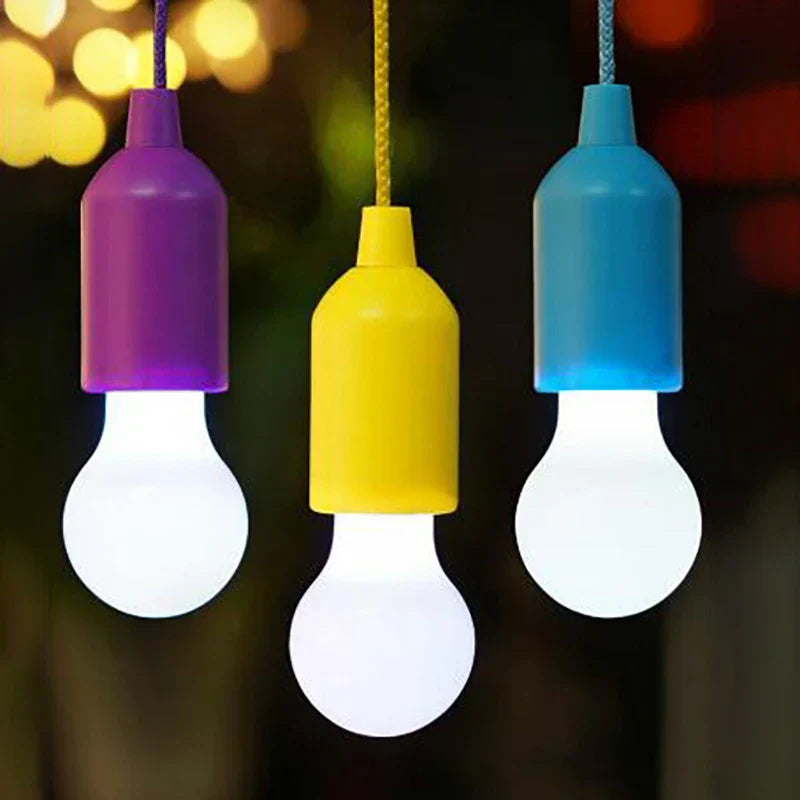 Kabellose, batteriebetriebene LED-Hängeleuchte, stimmungsvolles Licht für jeden Raum oder den Garten, bunt.