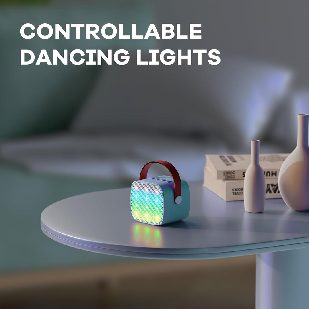 Veylo Mini-Karaoke-Box: Kompakter Bluetooth-Lautsprecher mit 2 Mikrofonen für Gesang und Spaß.