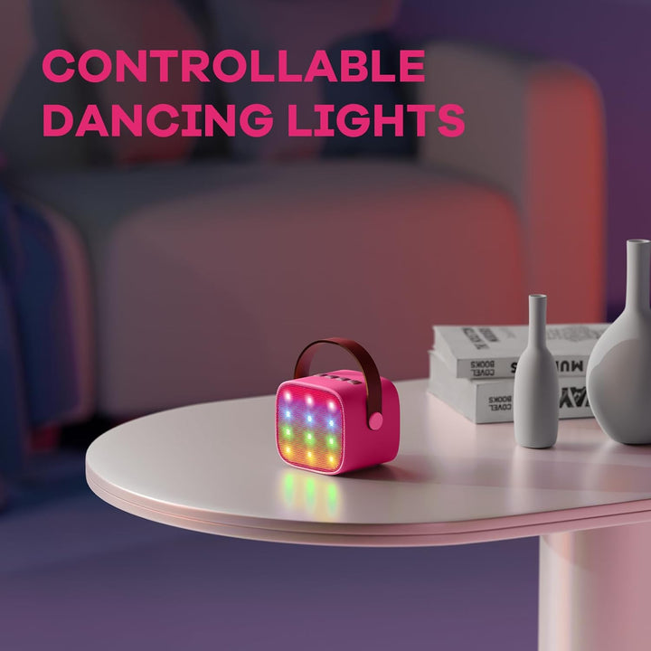 Geschenkidee: Mini-Karaoke-Maschine mit Stimmverzerrer, Bluetooth-Funktion und zwei Funkmikrofonen.