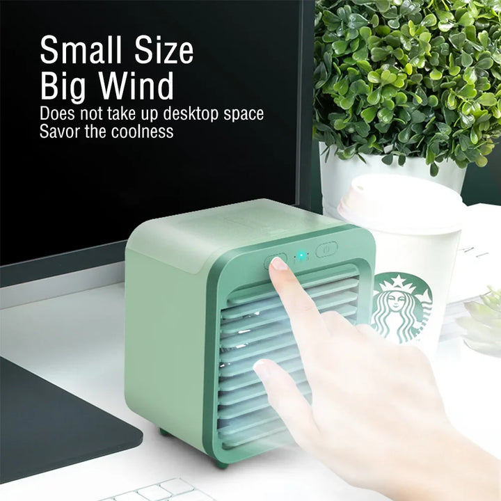 Kompakter USB Mini Ventilator mit integriertem Luftkühler und Befeuchter; ideal für Büro & Reisen im Sommer.