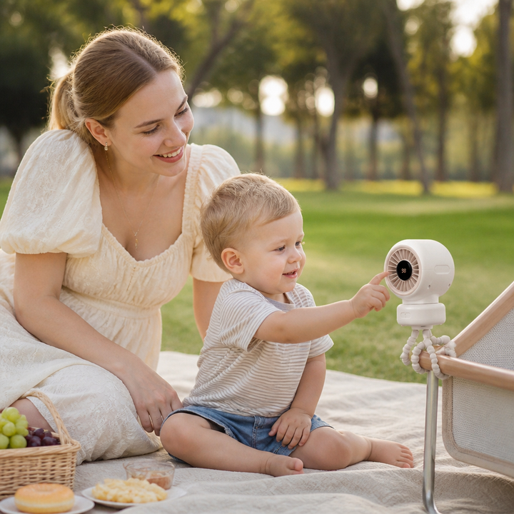 Tragbarer Clip-Ventilator für Kinderwagen, sorgt für frische Brise und Kühlung unterwegs. Ideal für Babys im Sommer.