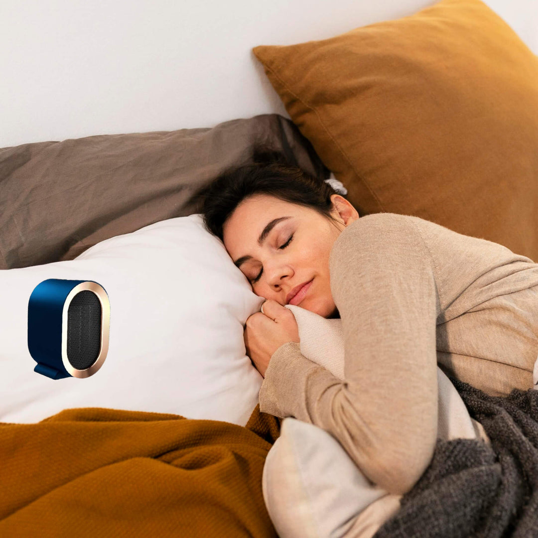 Effizienter Keramikheizer, kompakt und sicher, ideal für angenehme Temperaturen im Winter.