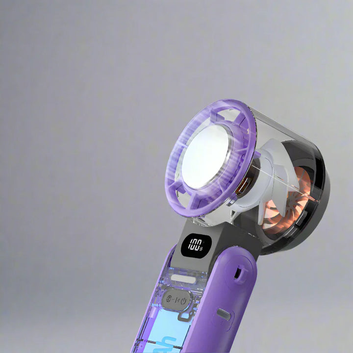 Tragbarer Handventilator mit Ice-Cool-Funktion, 100 Stufen & 3600mAh Akku für maximale Kühlung unterwegs.