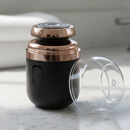 Tragbarer Kapselrasierer für Herren & Damen, kompakter USB-Elektrorasierer für schnelle mobile Pflege.