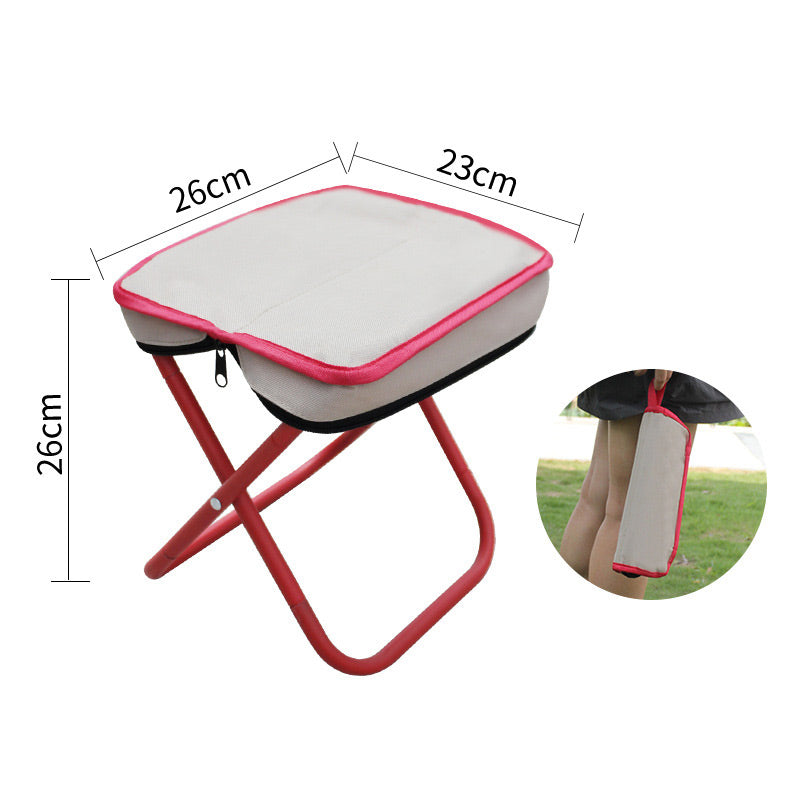 Stabiler Falthocker für Camping & Outdoor-Abenteuer; wondeea Klapphocker bietet bequeme, tragbare Sitzgelegenheit.