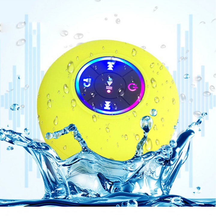 Stylischer wasserdichter Bluetooth Lautsprecher mit Saugnapf in Schwarz für kabellosen Musikgenuss.