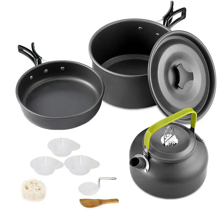 Robuster Aluminium-Topf & Pfanne des CampEase Outdoor Kochsets, antihaftbeschichtet für einfaches Kochen.