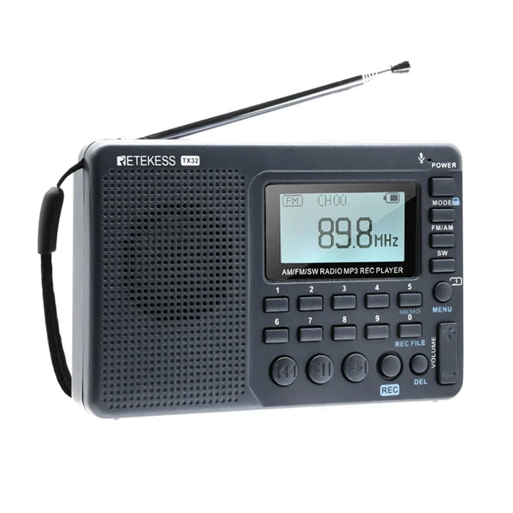 Tragbares Multiband Digitalradio mit USB-C Ladefunktion, ideal für Reisen & Outdoor-Einsatz. Klare Klangqualität.