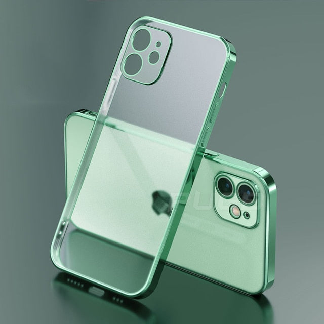 Klare iPhone Schutzhülle aus Silikon, unterstützt kabelloses Laden, bewahrt das Originaldesign.