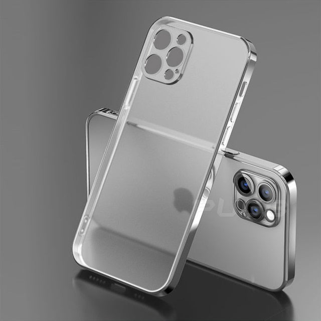 Minimalistische transparente Handyhülle für iPhone, bietet zuverlässigen Rundumschutz.