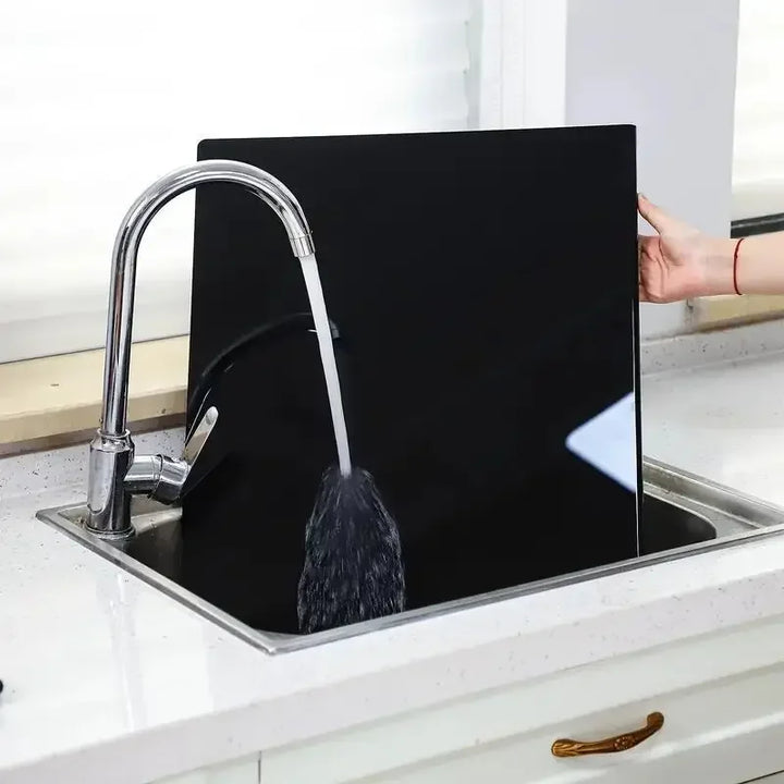 ChopClear Acryl-Schneidebrett: klares, rutschfestes Design für hygienisches Schneiden in der modernen Küche.