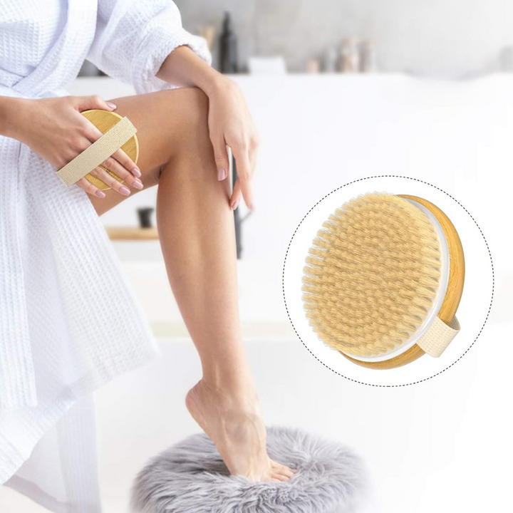 Trockenbürste für sanftes Peeling & glatte Haut. Fördert die Durchblutung & einen natürlichen Glow.