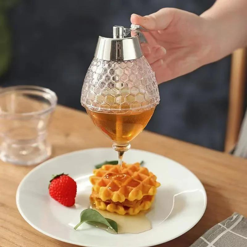 Hochwertiger Honigspender für rückstandsfreies Dosieren von Honig und Ahornsirup. Saubere Hände.