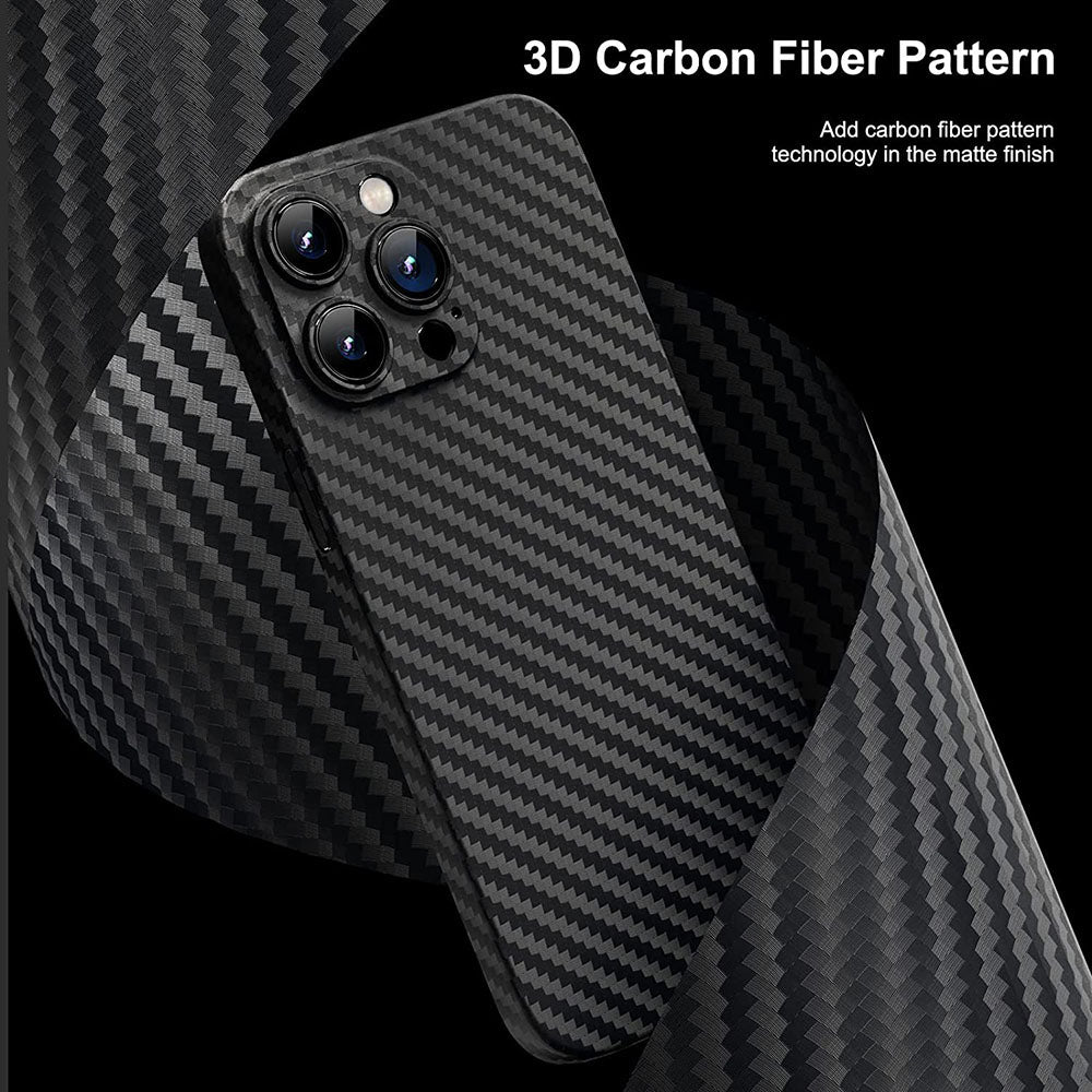 Ultra dünne matte iPhone Hartschale in Schwarz. Schlanke, minimalistische Schutzhülle mit Textur für optimalen Grip.