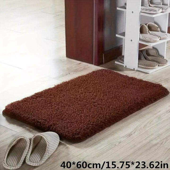 Moderne Badematte, rutschfest und saugfähig, perfekt für jedes Badezimmer.