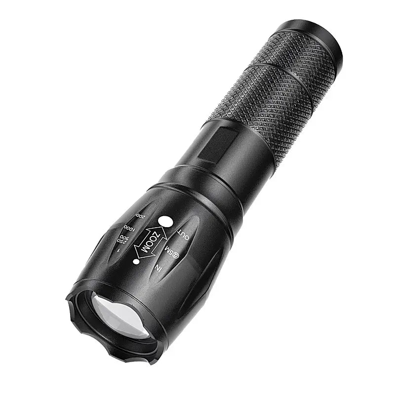 Ultrahelle LED Taschenlampe mit starkem Zoom, ideal für Outdoor, Camping & Notfälle. Robuste Aluminiumkonstruktion.