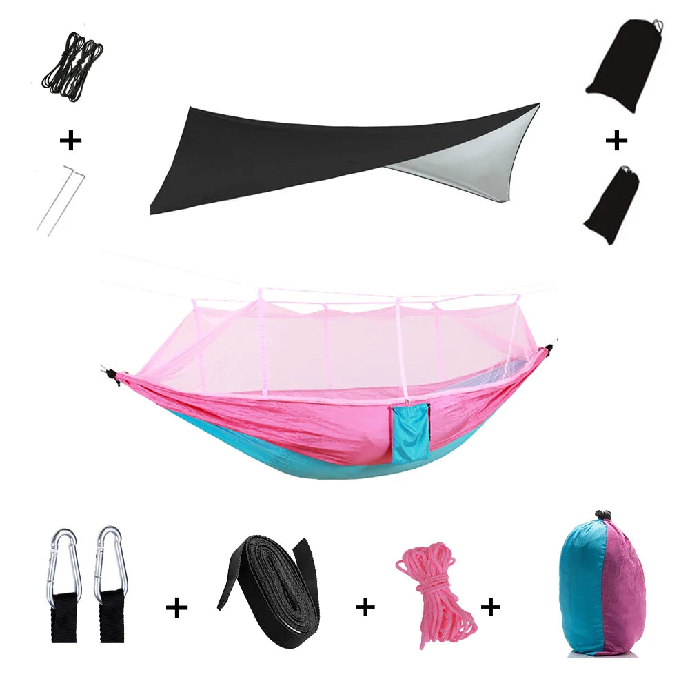 Robuste Outdoor Hängematte, reißfest, mit Regendach und Moskitonetz für alle Wetterlagen.