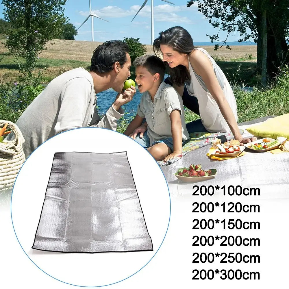 Kompakte & leichte Camping Isomatte für Wanderer. 2.5cm dick, wasserdicht und wärmeisolierend.