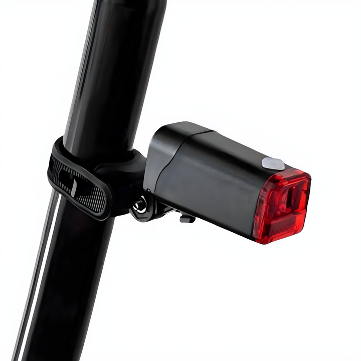 Komplettes BrightRide LED Fahrradlicht-Set: unverzichtbares Fahrradzubehör für sicheres Radfahren.