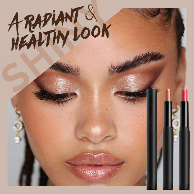 Frau mit strahlenden Augen dank Glitter-Lidschattenstift, langanhaltendes Make-up für Damen.