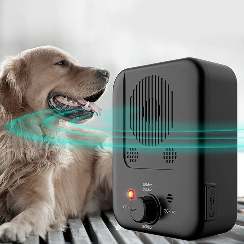 Vielseitiges Ultraschall-Gerät gegen Bellen, für Garten & Haus, fördert ruhiges Hundeverhalten.
