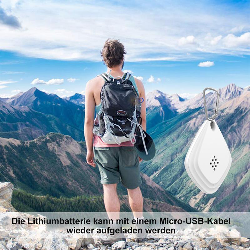 Zeigt das Ultraschallgerät am Halsband eines Hundes. Sicherer Floh- & Zeckenschutz, wiederaufladbar.