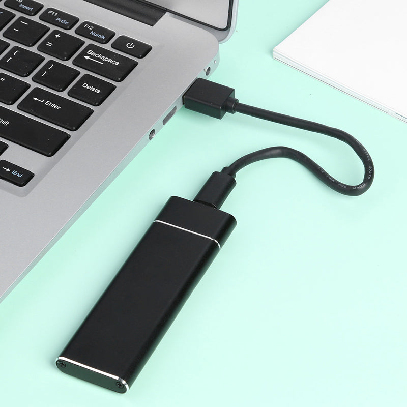 Ultraschnelle externe SSD Festplatte mit USB 3.1 Typ-C, 1TB für schnelle Datenübertragung.