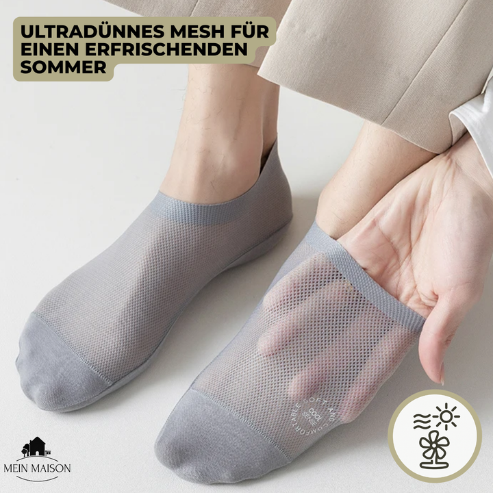 Schwarze Unisex Komfort Socken mit festem Halt. Atmungsaktiv für frische Füße.