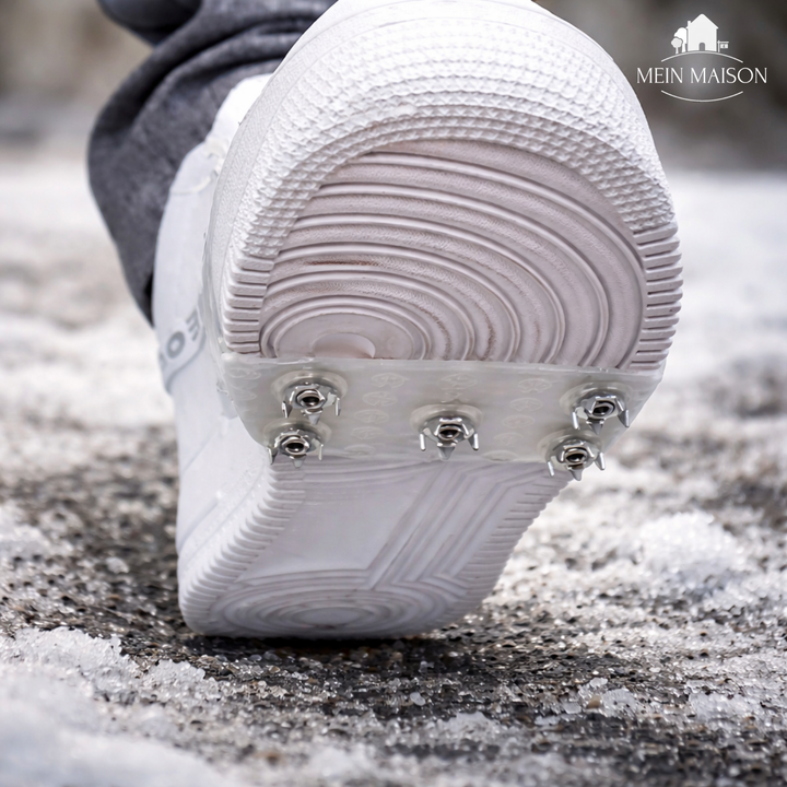 Unisex AntiSlide Eisspikes für sicheren Halt auf Eis und Schnee beim Winterwandern.