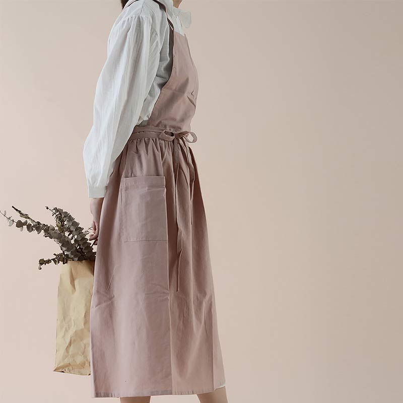 Elegante Unisex Küchenschürze, fleckenabweisend, mit Brust- & Seitentaschen für Utensilien.