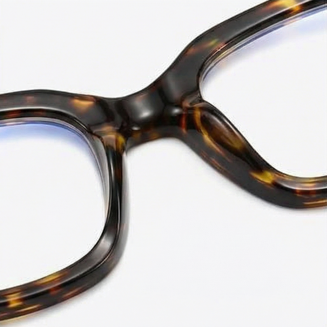 Elegante Unisex Blaulichtfilter-Lesebrille, klare Gläser, als stilvolle Lesehilfe für Homeoffice.