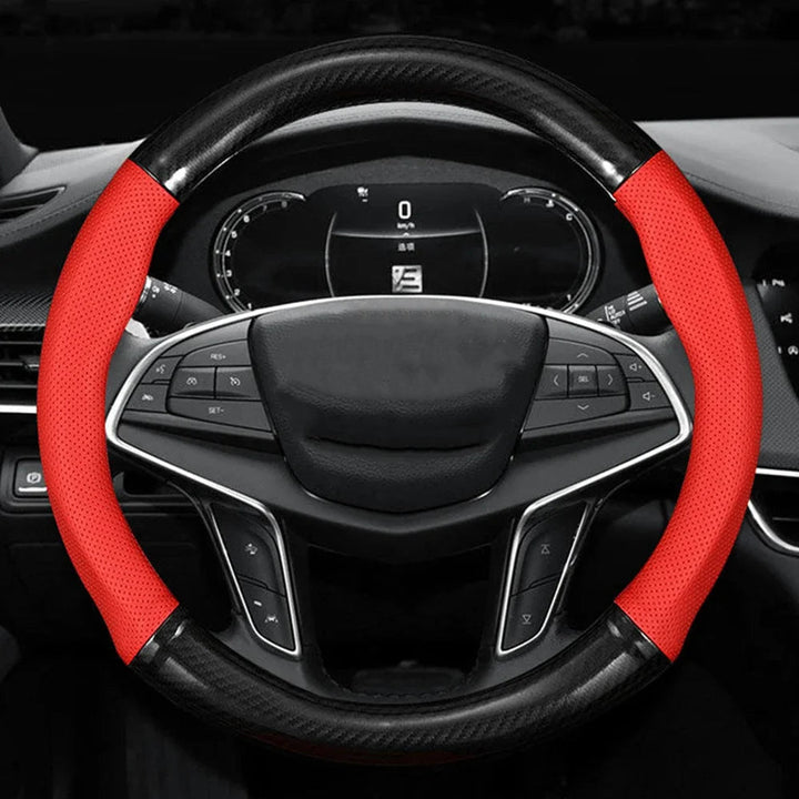 Ergonomischer Carbonfaser-Leder Lenkradbezug für optimalen Schutz und komfortables Fahrerlebnis im Auto.
