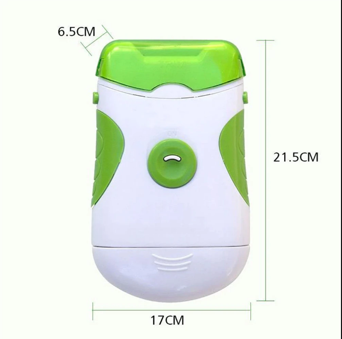 Der elektrische Nageltrimmer und die Feile werden für eine gründliche Pediküre & Fusspflege verwendet.