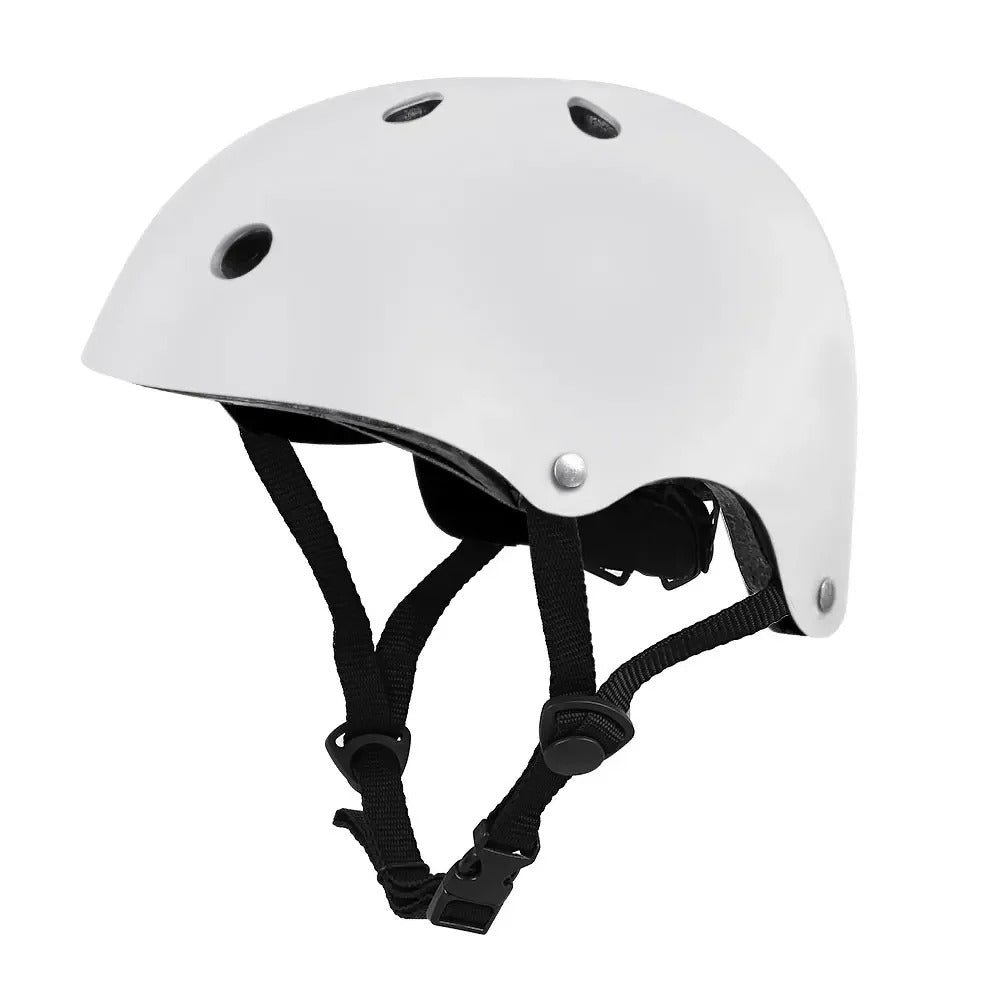 Bequemer SafeRide Fahrradhelm für Erwachsene mit optimalem Kopfschutz und Belüftung.