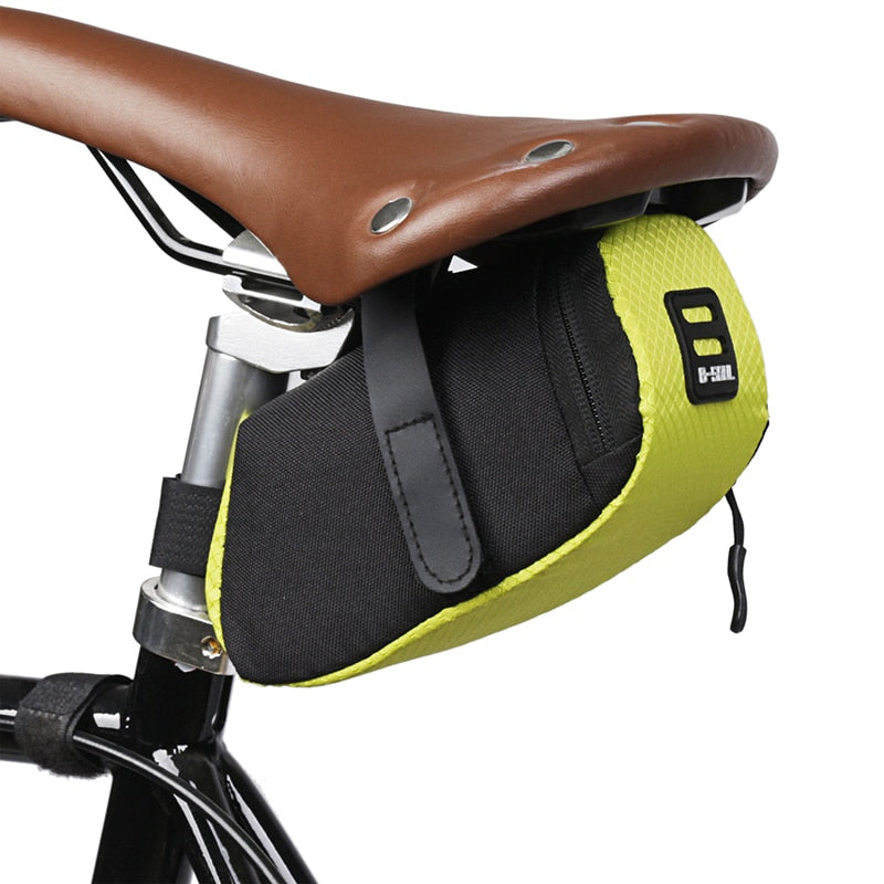 Fahrradtasche, wasserdicht, sicher am Fahrrad befestigt, ideal für Gepäck und Werkzeug auf langen Radtouren.