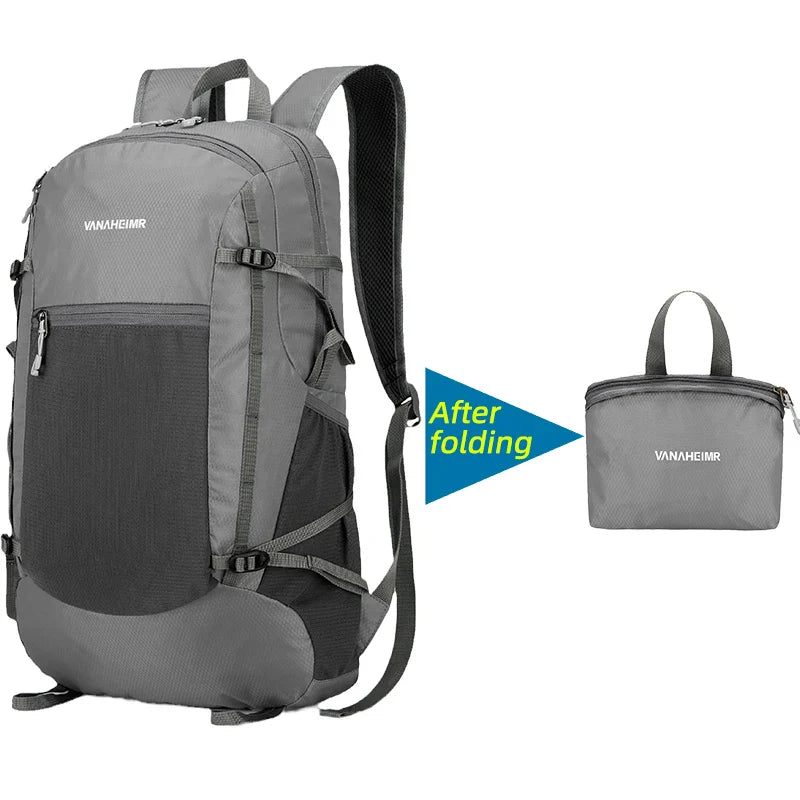 Packbarer 18L Ultraleicht-Rucksack wird zusammengefaltet. Kompaktes Reise-Leichtgewicht für unterwegs und Sport.